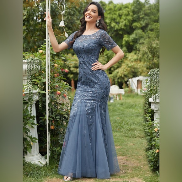 Mother Of The Bride Gown - Picture 3 of 3